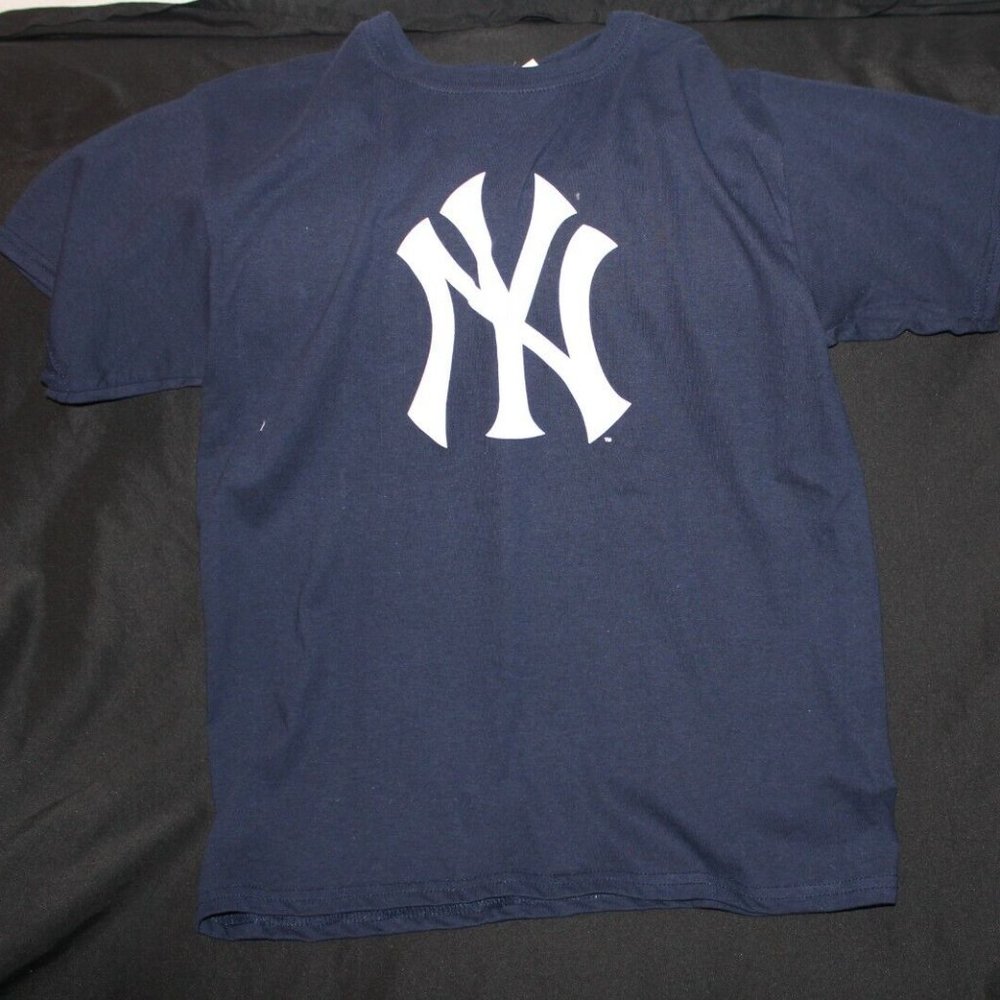 Stitches Navy New York Yankees T-Shirt Boys Size Large